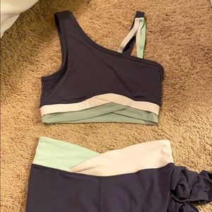 Fabletics workout set